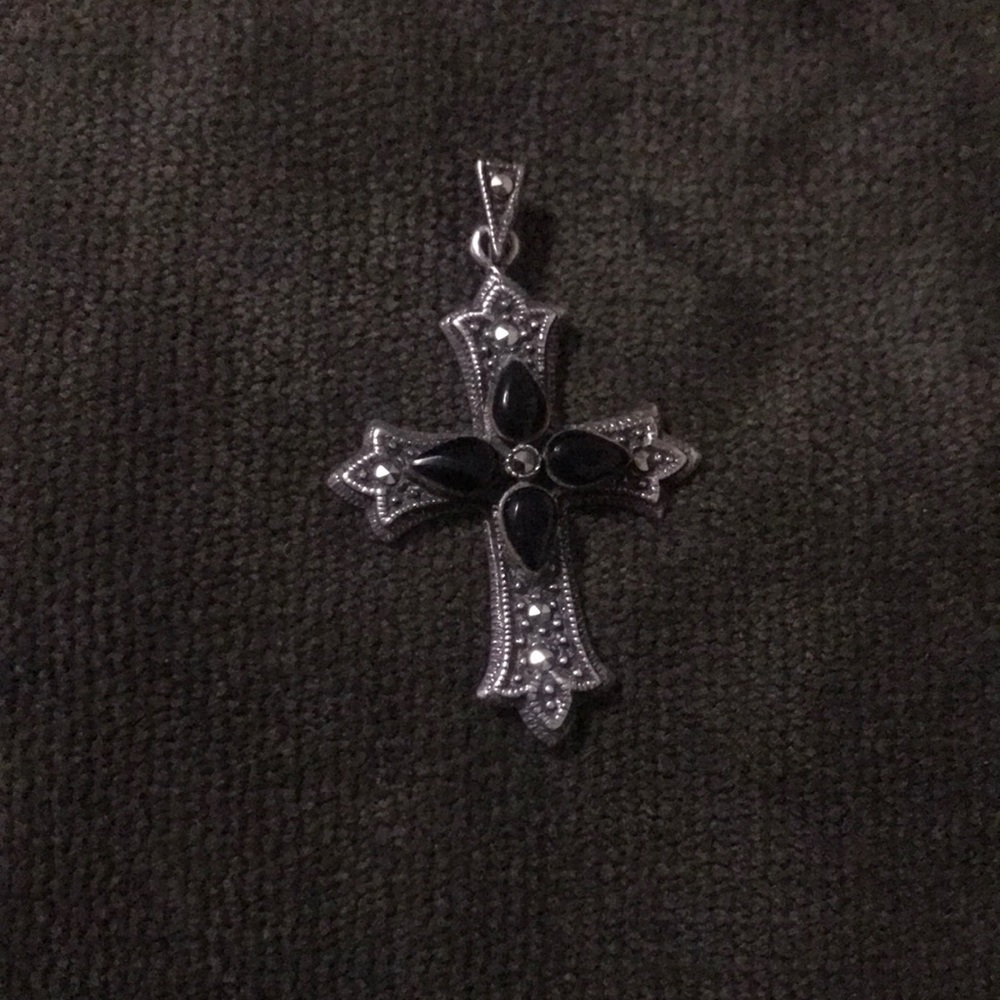Sterling Silver cross pendant
